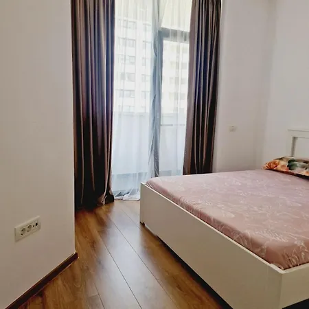 Urban View Exclusivist Torontalului Appartamento *